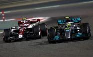 半岛体育-F1车队回归首秀大放异彩，国米主场球迷高呼名字